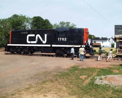 Image showing the Kensington locomotive being moved.