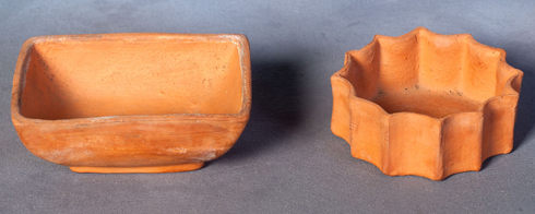 (Figure 4 - HF.73.233.1 & HF.11.32.02) Unglazed pottery pieces made by Doull from local Island clay.
